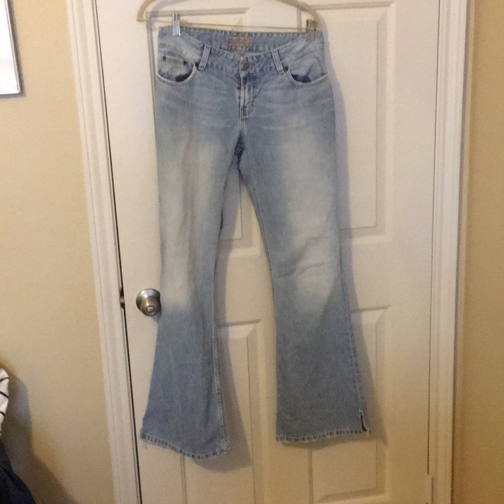 Women’s jeans